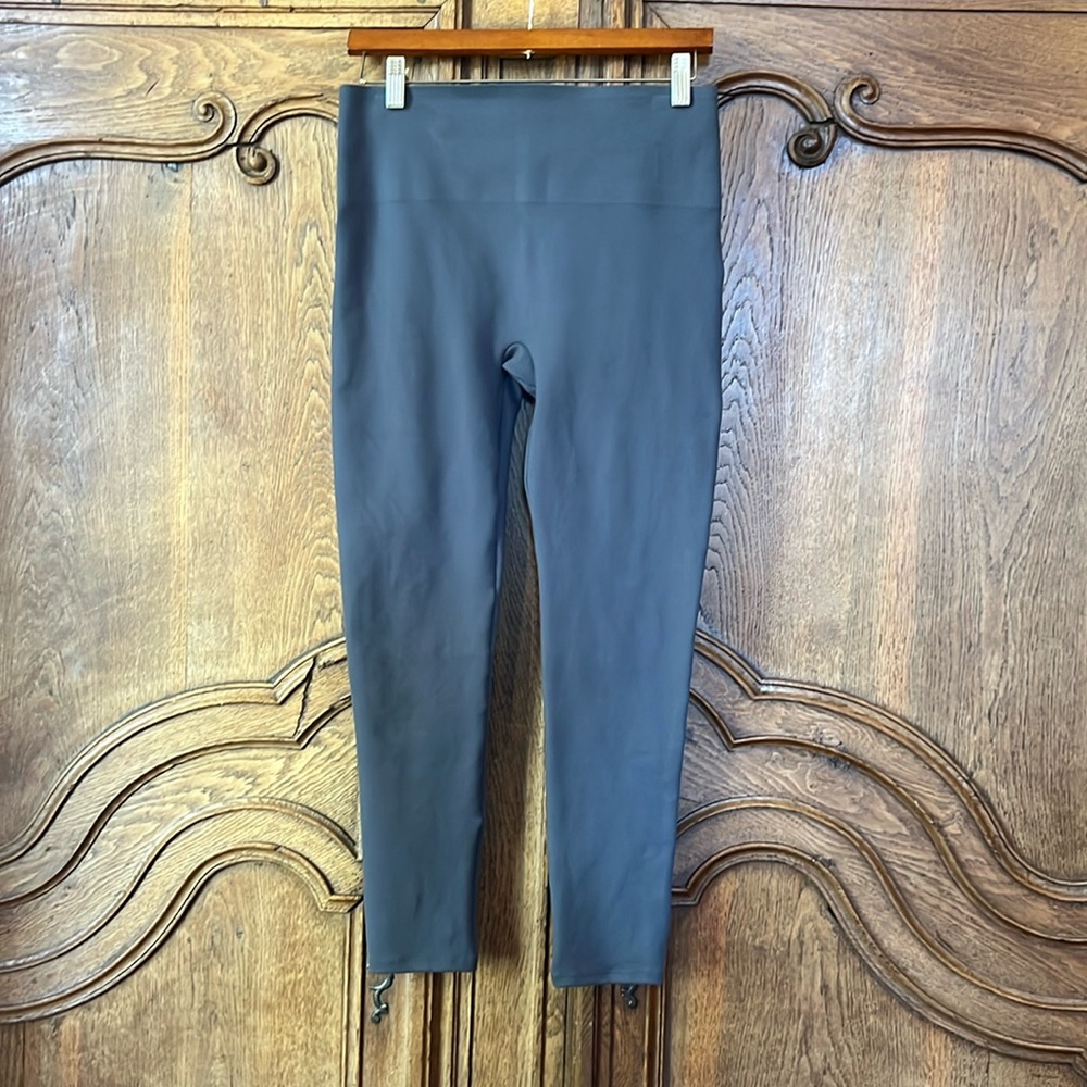 SPANX Grey Leggings Pants Size Medium